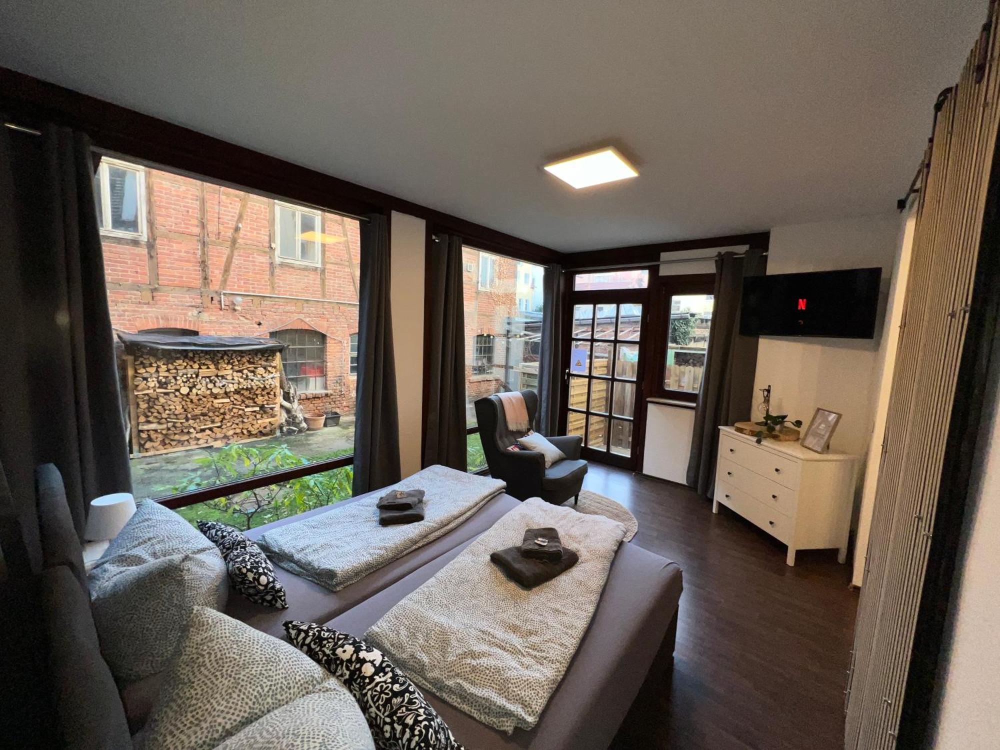 יינה Apartment Humboldt 3 Schlafzimmer,Wifi, Netflix Parken, Terrasse, Klimatisiert, Naehe Zentrum מראה חיצוני תמונה